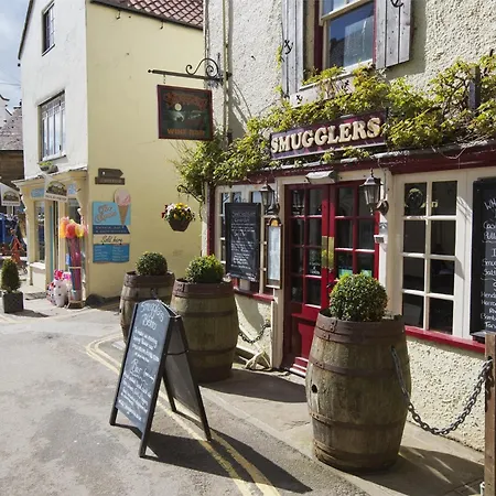 Feriehus 2 Bed In Robin Hoods Bay G0085 Robin Hood's Bay