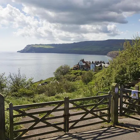 Дом отдыха 2 Bed In Robin Hoods Bay Oc-g0085